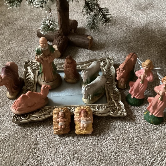 11 antique/vintage nativity pieces - Picture 1 of 16